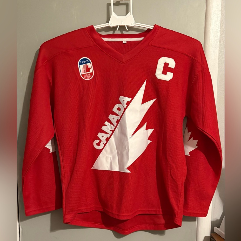 Wayne Gretzky Canada Hockey Jersey 99 Large